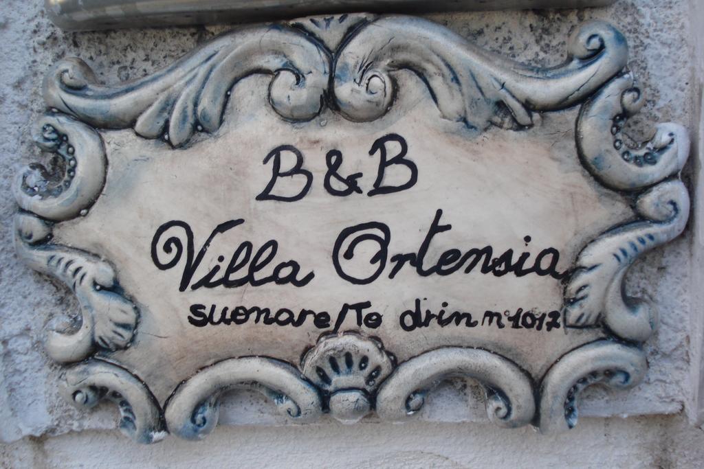Villa Ortensia Aci Castello Eksteriør billede